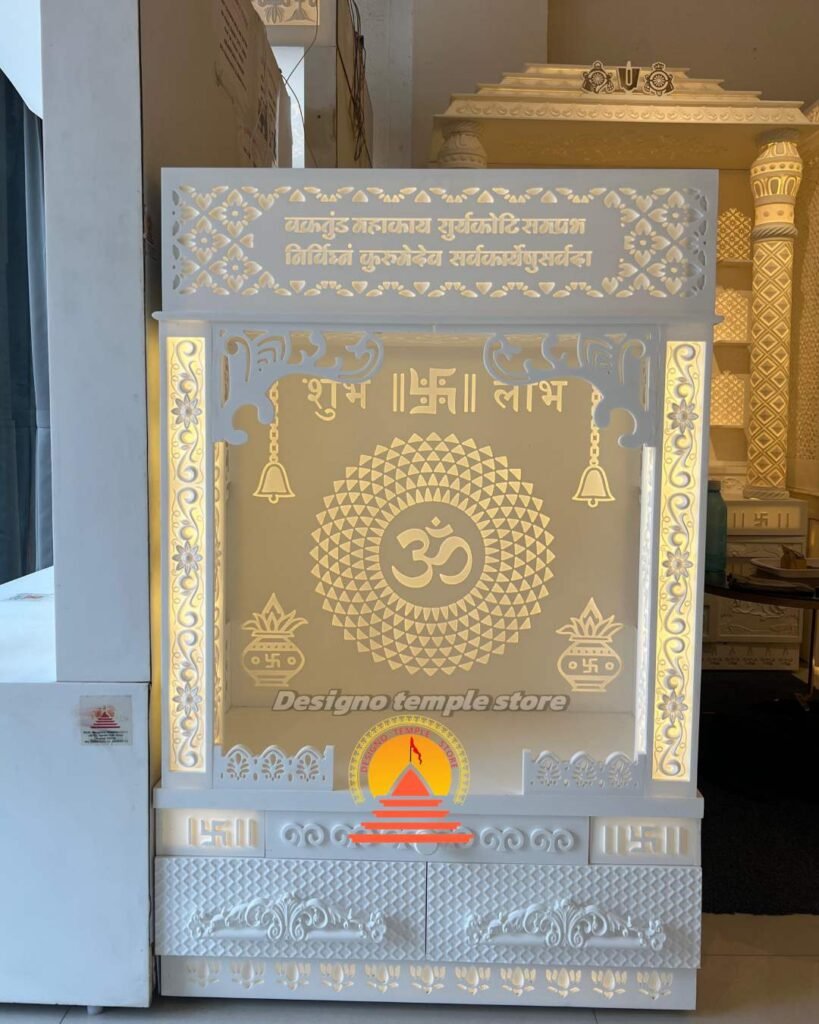 Om medium Korian mandir 2- designotemplestore (1)
